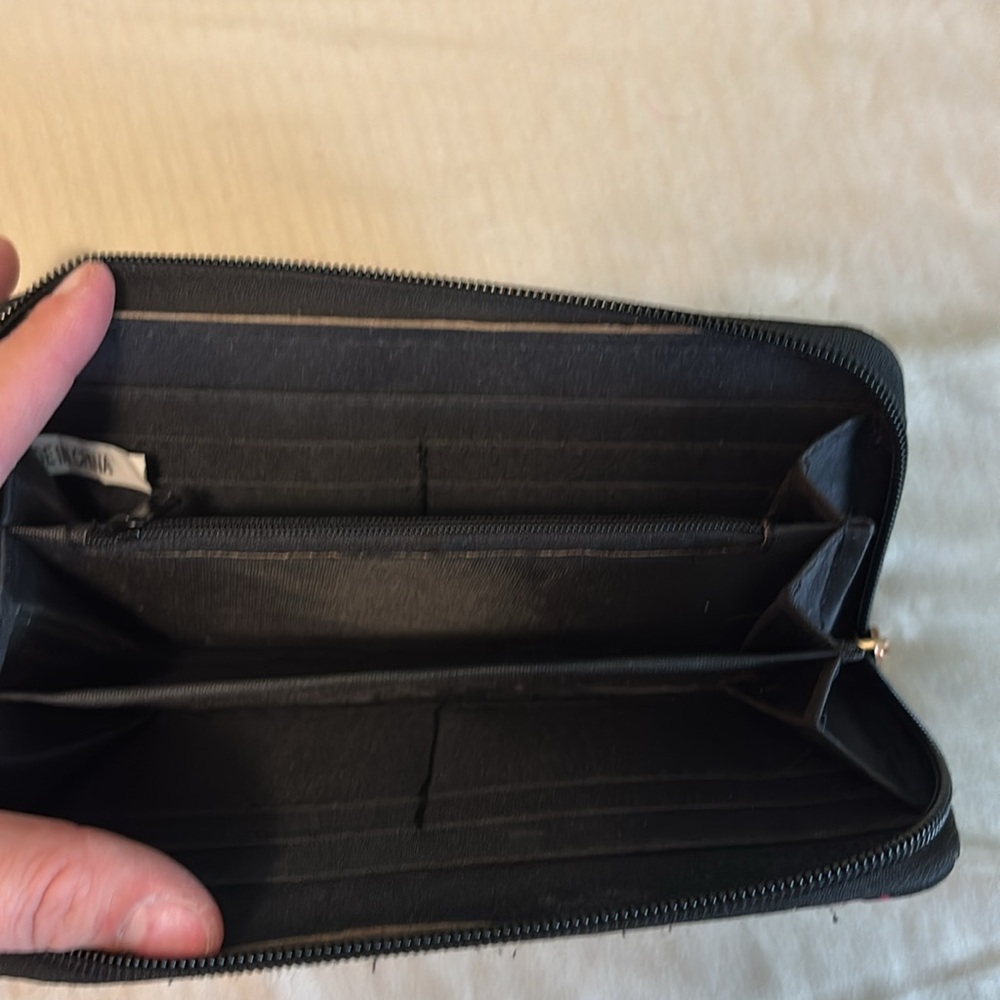Floral Wallet - Picture 3 of 3